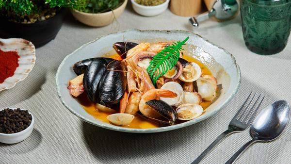 Tigaie de fructe de mare